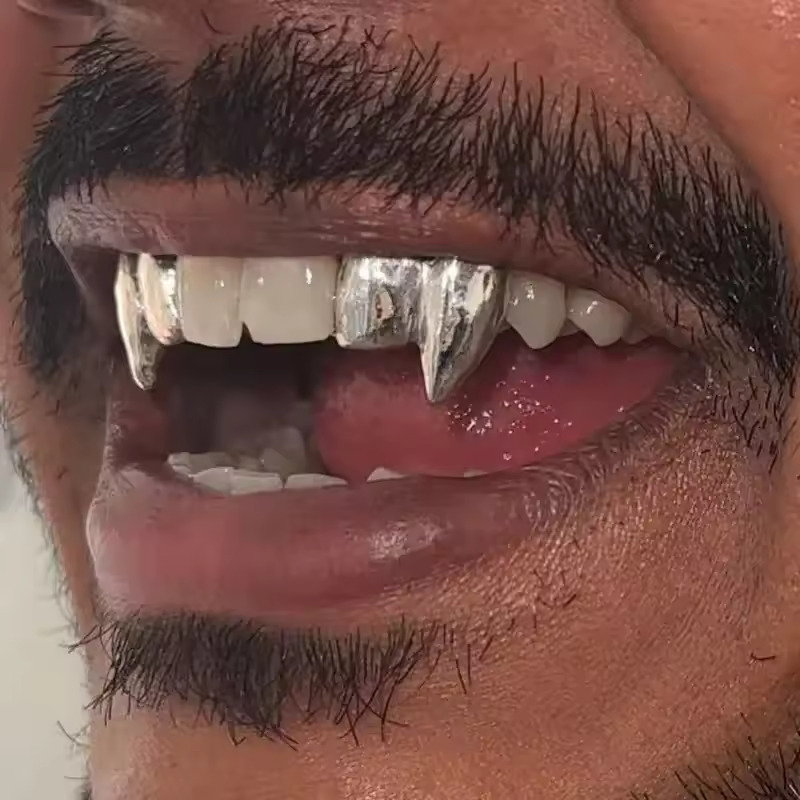 TOPGRILLZ مصاص دماء لتقوم بها  - مراجعة Body Jewelry For Men وسعره