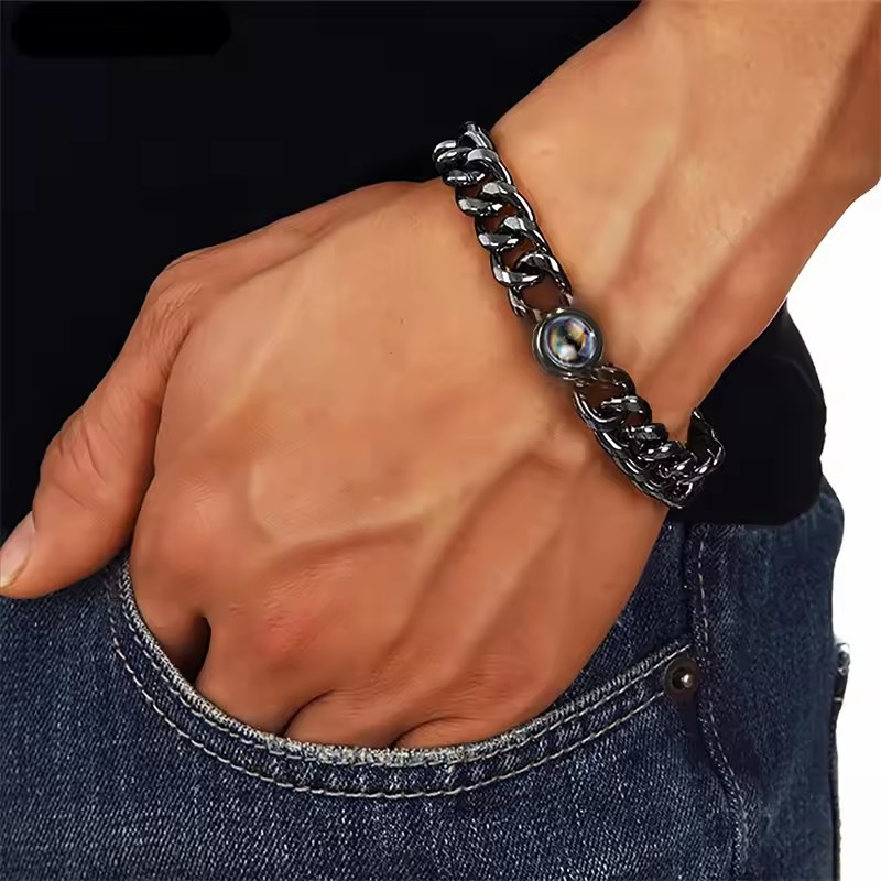 مع سوار مخصص لإسقاط الصور الشخ - مراجعة Body Jewelry Titanium وسعره