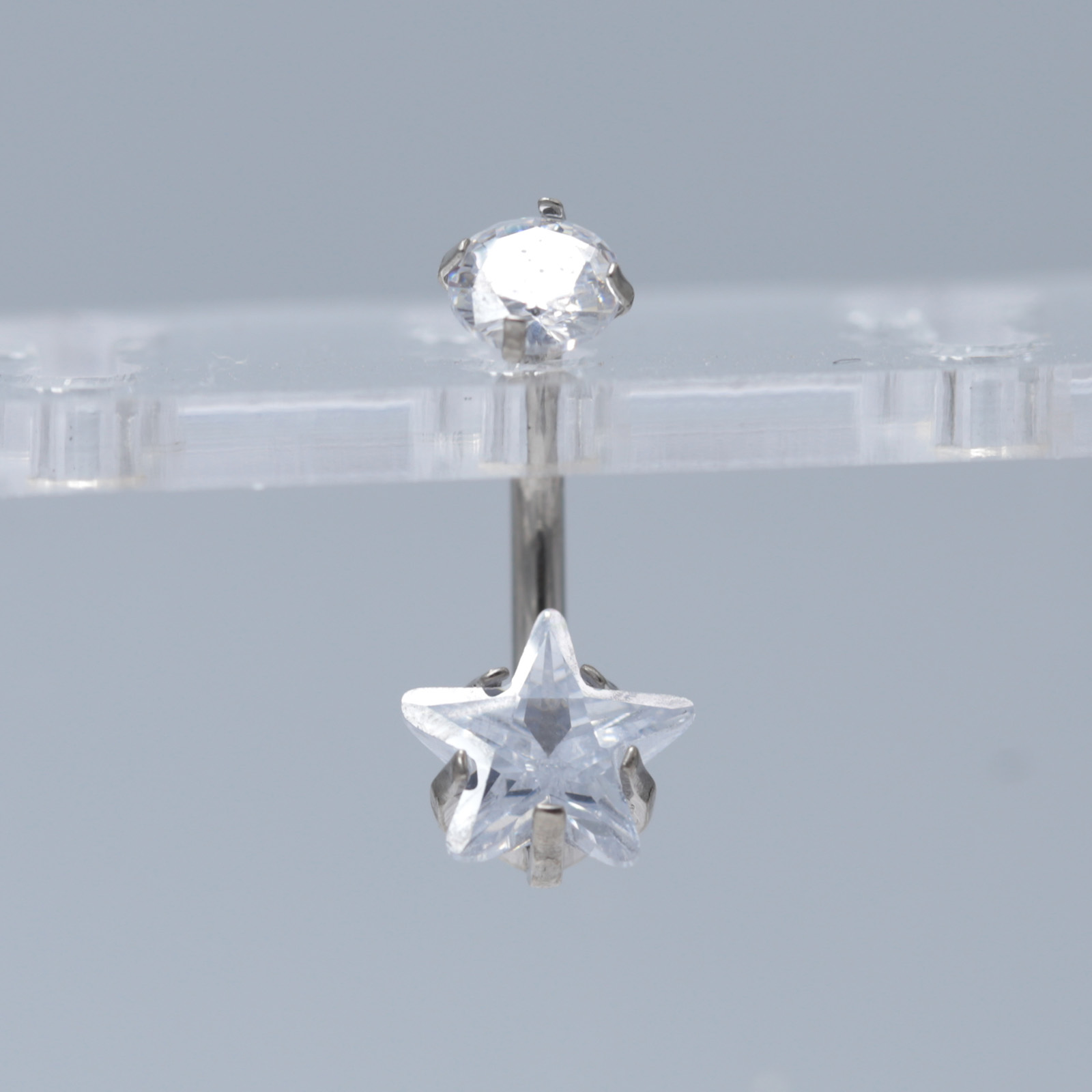 زرع الصف التيتانيوم زر البطن ا - مراجعة Body Jewelry Implant Grade Titanium وسعره
