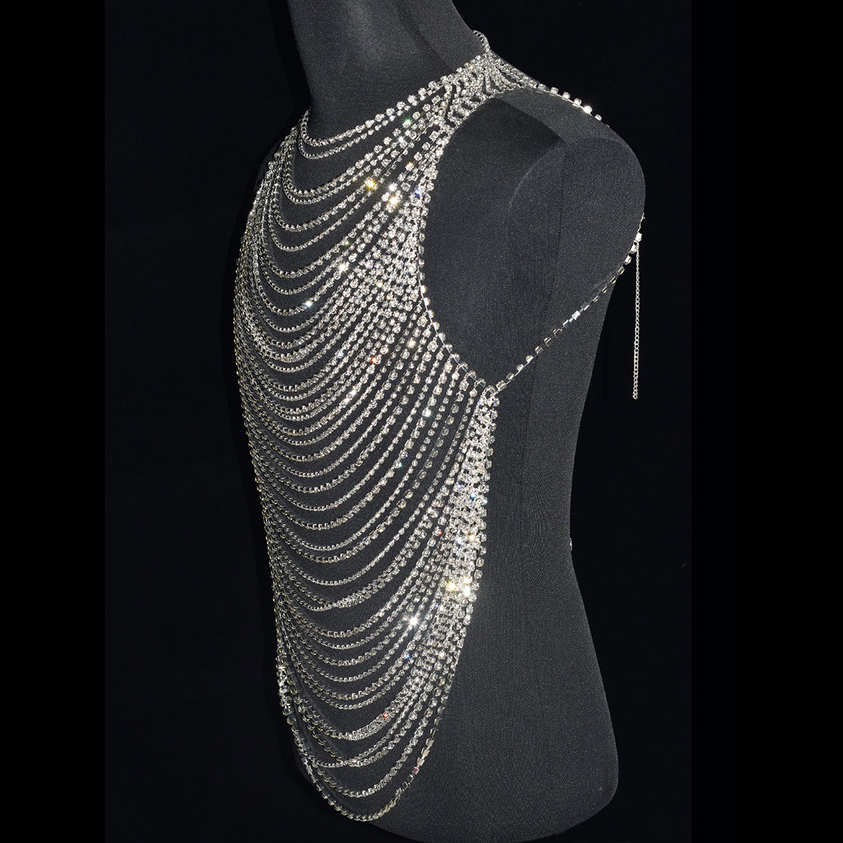 ملابس داخلية عصرية فاخرة للرجا - مراجعة Body Jewelry For Men وسعره